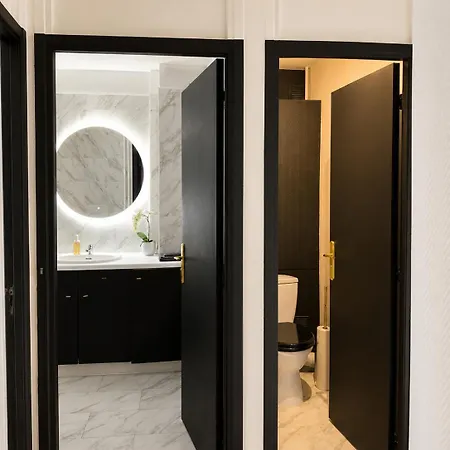 Spacious 2br Flat With Balcony In Montparnasse Διαμέρισμα Παρίσι